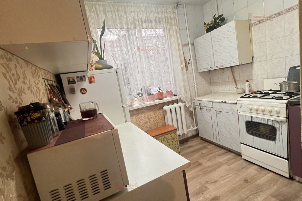 Екатеринбург, ул. 40-летия Октября, 82 (Уралмаш) - фото комнаты (8)