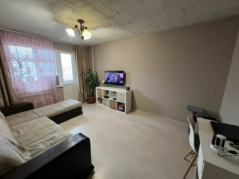 Екатеринбург, ул. Сиреневый, 1 (ЖБИ) - фото квартиры (1)