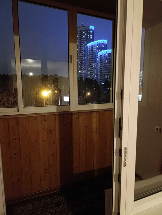 Екатеринбург, ул. Металлургов, 10 (ВИЗ) - фото комнаты (4)