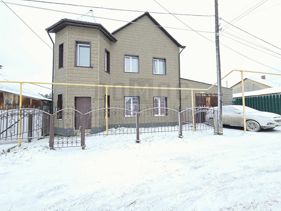 Екатеринбург, ул. Декабристов, 9 - фото коттеджа (1)