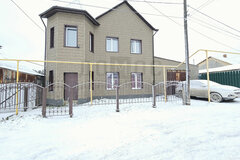 Екатеринбург, ул. Декабристов, 9 - фото коттеджа