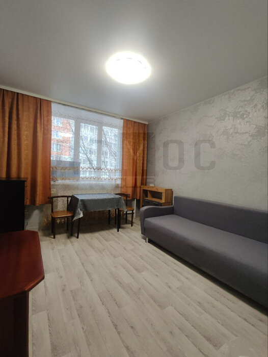 Екатеринбург, ул. Малышева, 2Ж (ВИЗ) - фото комнаты (1)