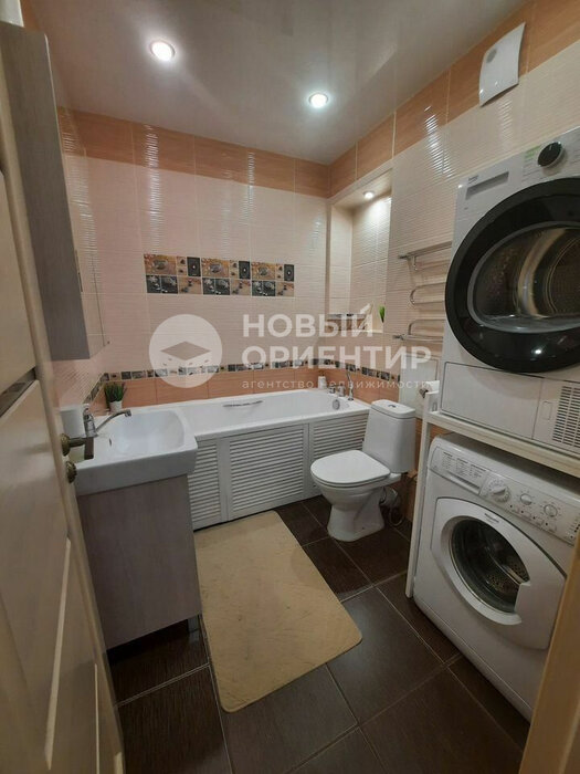 Екатеринбург, ул. Евгения Савкова, 31 (Широкая речка) - фото квартиры (8)