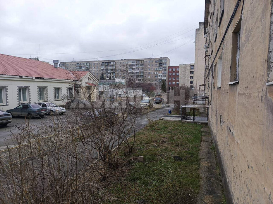 г. Нижний Тагил, ул. Первомайская, 27 (городской округ Нижний Тагил) - фото комнаты (8)