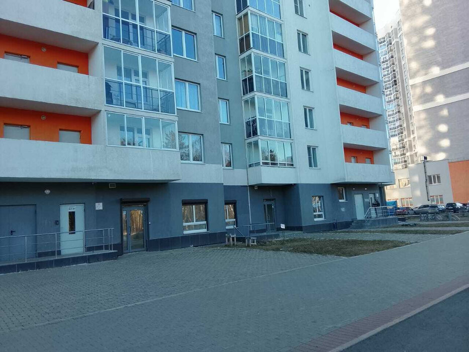 Екатеринбург, ул. Чкалова, 231 (УНЦ) - фото офисного помещения (4)