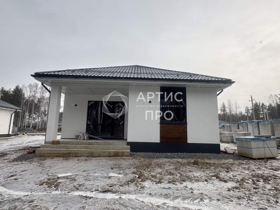 к.п. Белые Росы, ул. Лиственная, 9 (городской округ Полевской, с. Курганово) - фото дома (7)