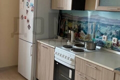 Екатеринбург, ул. Старых Большевиков, 3в (Эльмаш) - фото квартиры