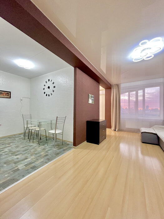 Екатеринбург, ул. Кузнечная, 81 (Центр) - фото квартиры (2)