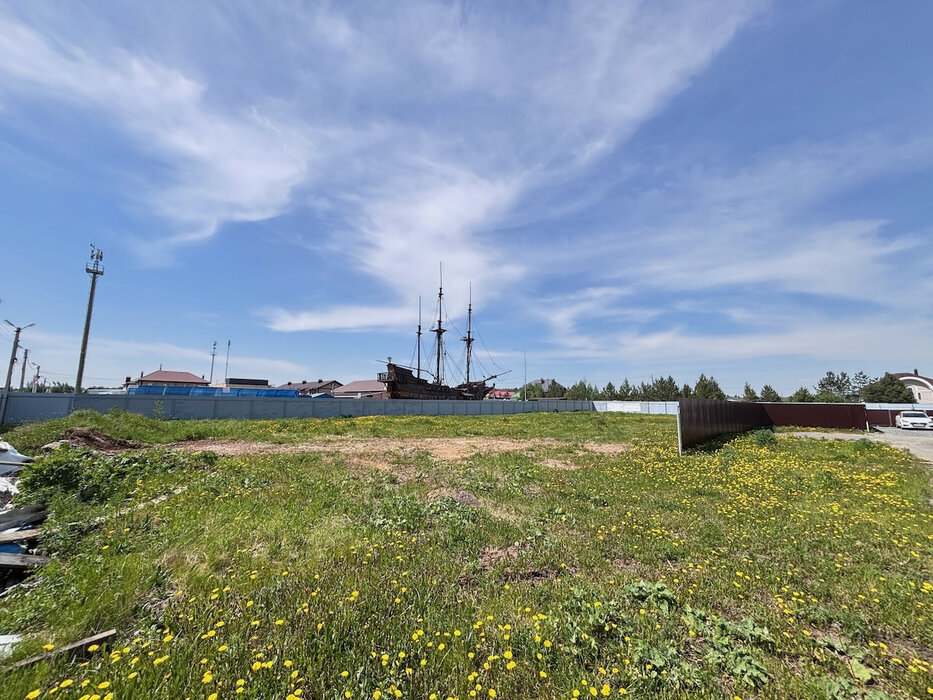 п. Растущий, ул. Петровская, 20 (городской округ Белоярский) - фото земельного участка (2)