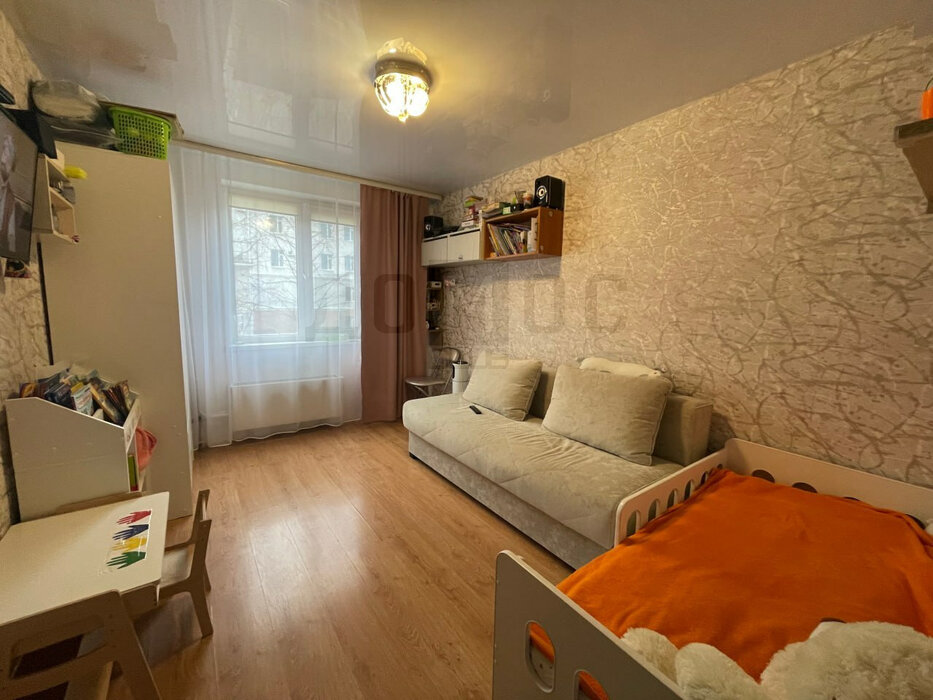 Екатеринбург, ул. Хохрякова, 102 (Центр) - фото комнаты (1)