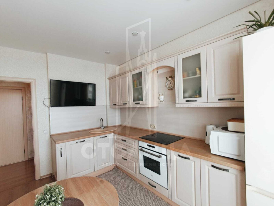 Екатеринбург, ул. Энтузиастов, 36б (Эльмаш) - фото квартиры (1)