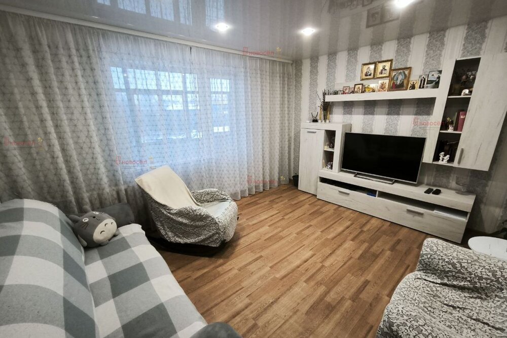 г. Первоуральск, ул. Космонавтов, 3/а (городской округ Первоуральск) - фото квартиры (3)