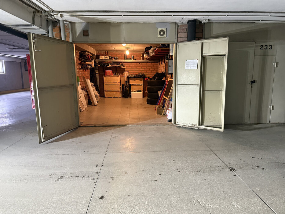 Екатеринбург, ул. Космонавтов, 64 (Эльмаш) - фото гаража (1)