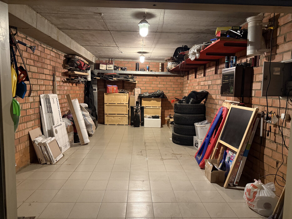 Екатеринбург, ул. Космонавтов, 64 (Эльмаш) - фото гаража (2)