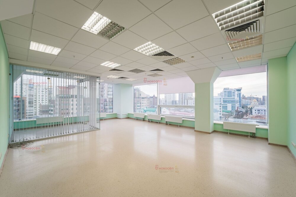 Екатеринбург, ул. Розы Люксембург, 22 - фото офисного помещения (1)