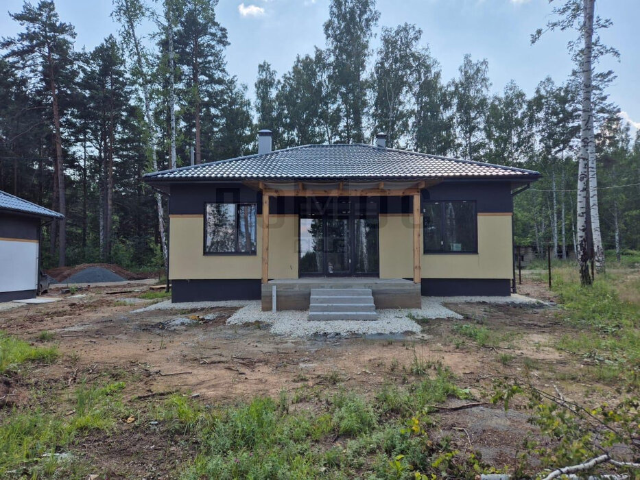 п. Прохладный, ул. Ягодная, 1 (городской округ Белоярский) - фото коттеджа (2)