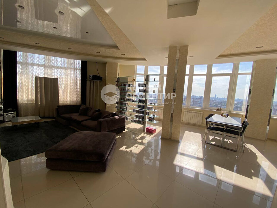 Екатеринбург, ул. Владимира Высоцкого, 18 д (ЖБИ) - фото торговой площади (7)