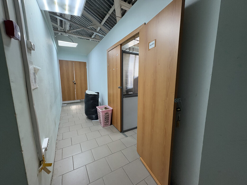 Екатеринбург, ул. Старых Большевиков, 2 (Эльмаш) - фото торговой площади (1)