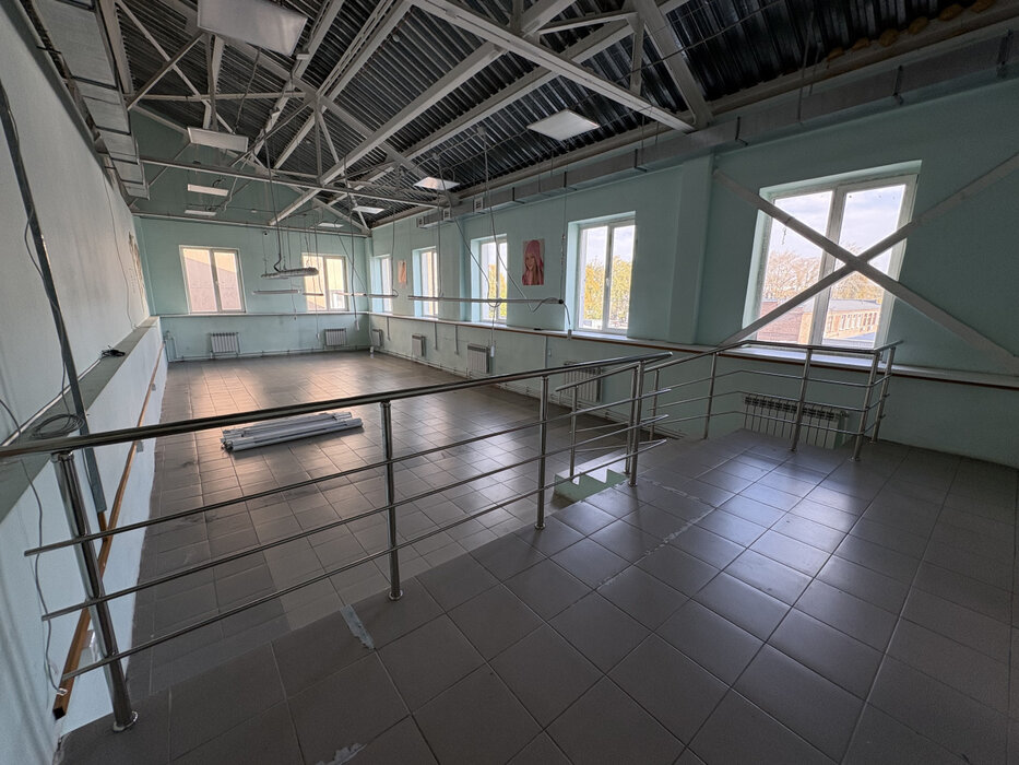 Екатеринбург, ул. Старых Большевиков, 2 (Эльмаш) - фото торговой площади (4)