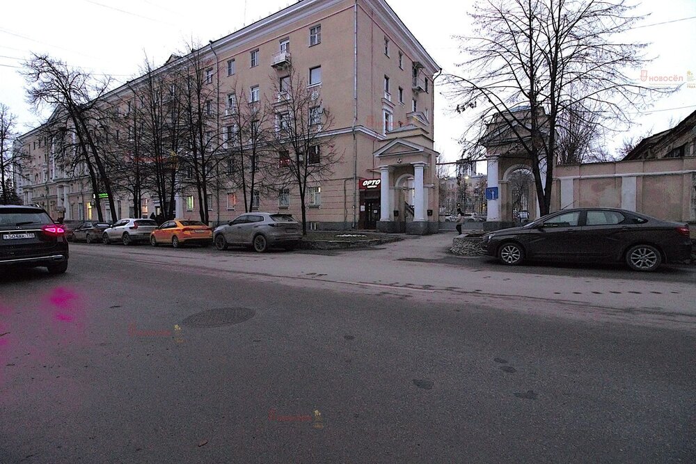 Екатеринбург, ул. Мельковская, 2Б (Центр) - фото торговой площади (2)