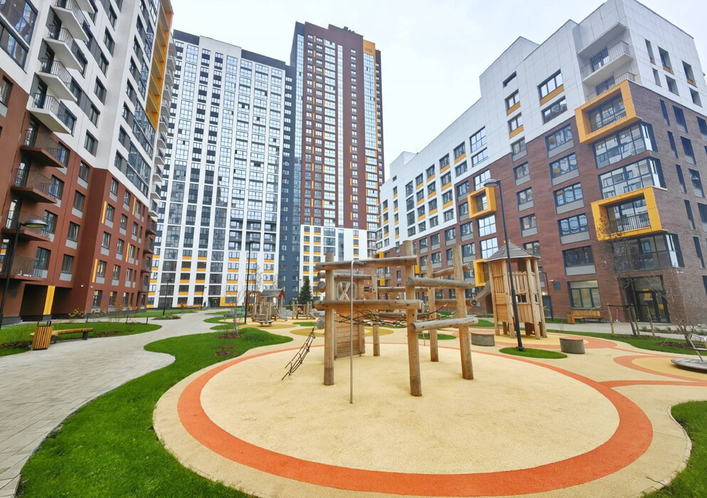 Екатеринбург, ул. Крауля, 107/4 (ВИЗ) - фото квартиры (1)