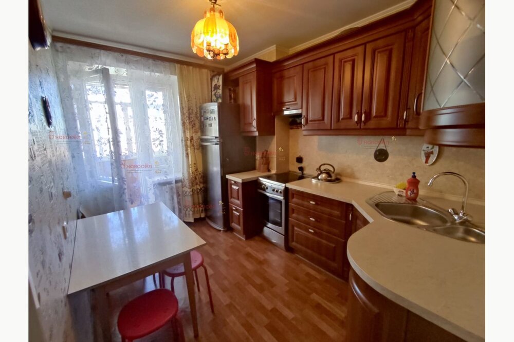 Екатеринбург, ул. Энгельса, 11 (Центр) - фото квартиры (7)