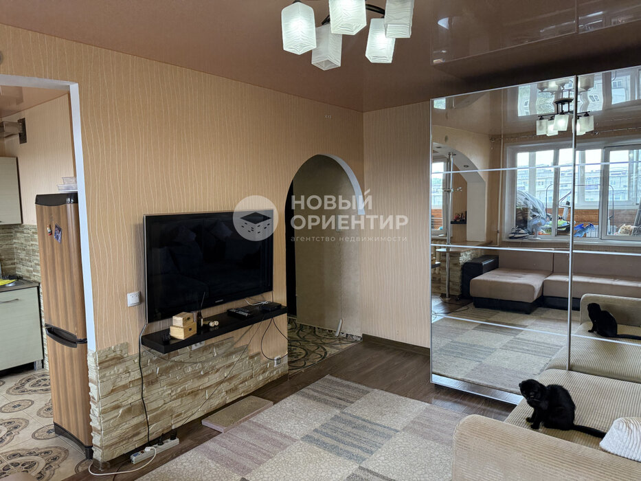 г. Первоуральск, ул. Емлина, 1а (городской округ Первоуральск) - фото квартиры (3)