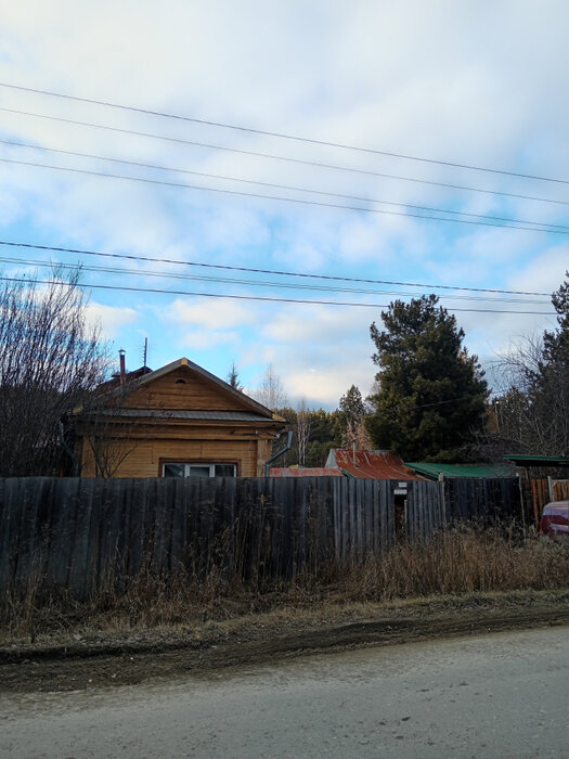 д. Гилева, ул. Калинина, 70 (городской округ Белоярский) - фото дома (1)