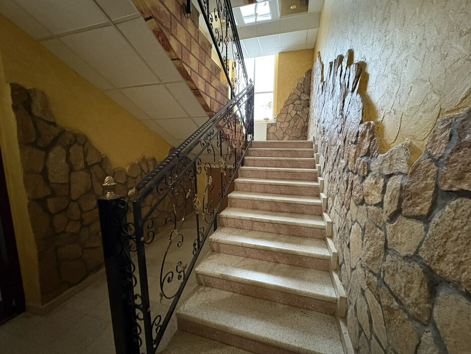 Екатеринбург, ул. Вилонова, 45Л (Пионерский) - фото офисного помещения (8)