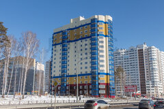 Екатеринбург, ул. Чкалова, 242 (УНЦ) - фото квартиры