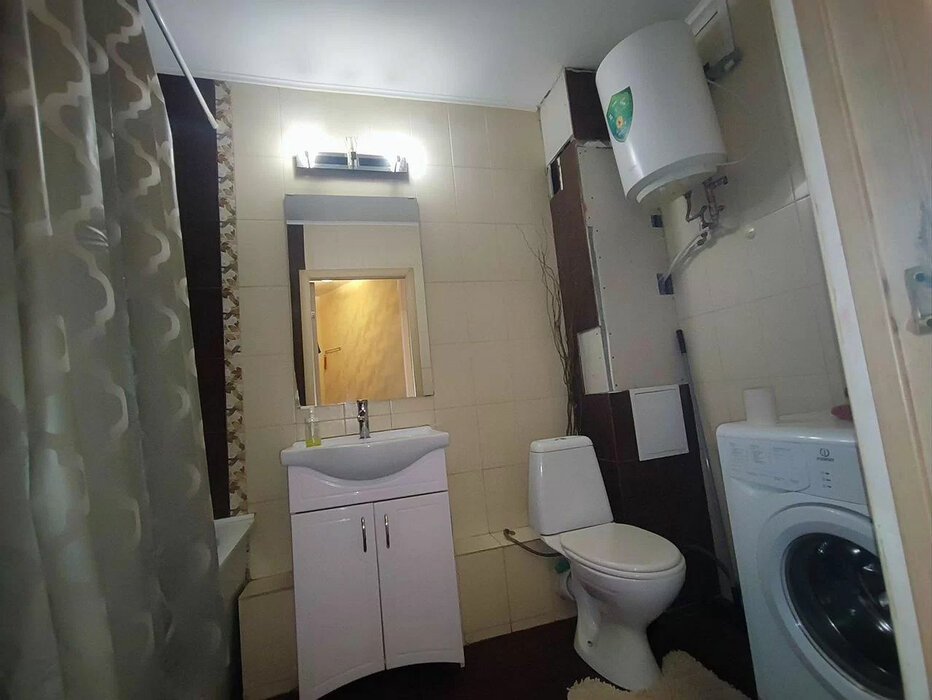 Екатеринбург, ул. Чапаева, 72а (Автовокзал) - фото квартиры (6)