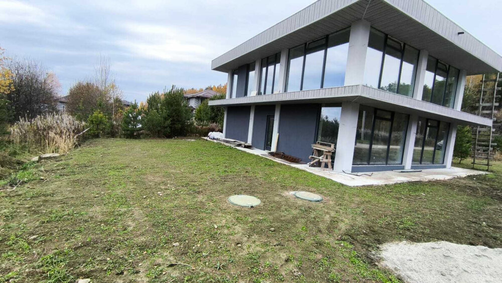 п. Кирпичный, ул. Тенистая, 1 (городской округ Среднеуральск) - фото коттеджа (2)