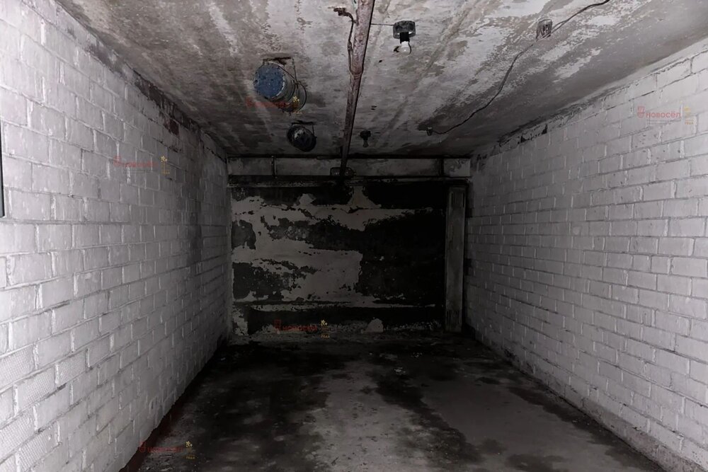 Екатеринбург, ул. Луначарского, 77 (Центр) - фото гаража (5)