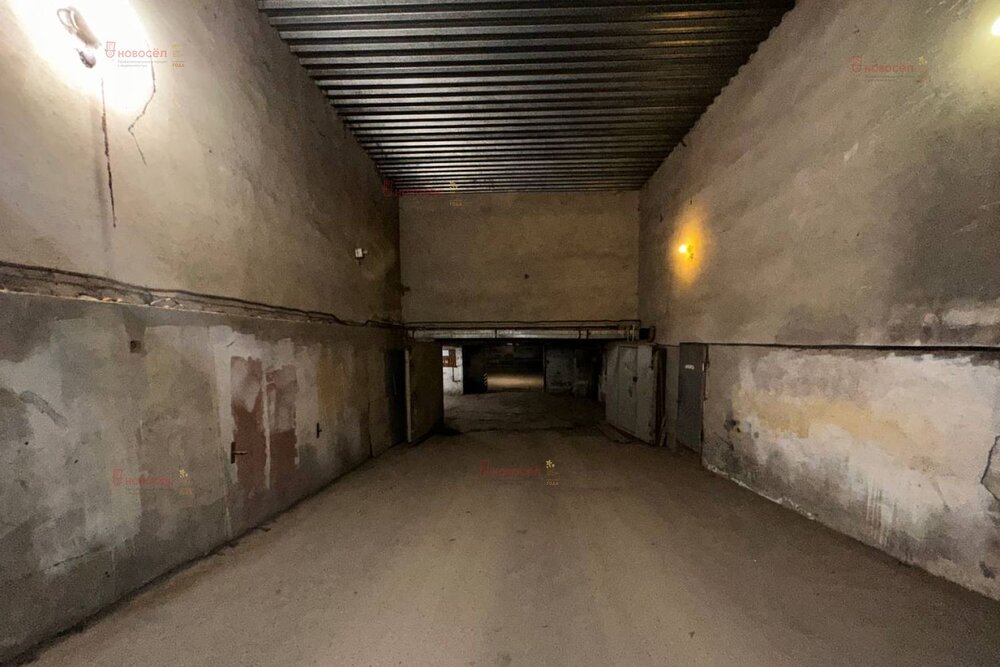 Екатеринбург, ул. Луначарского, 77 (Центр) - фото гаража (6)
