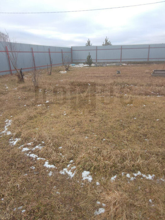 п. Изумрудный, ул. Мира, 10 (городской округ Белоярский) - фото дома (2)