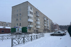 поселок городского типа Белоярский, ул. Юбилейная, 42 (городской округ Белоярский) - фото квартиры