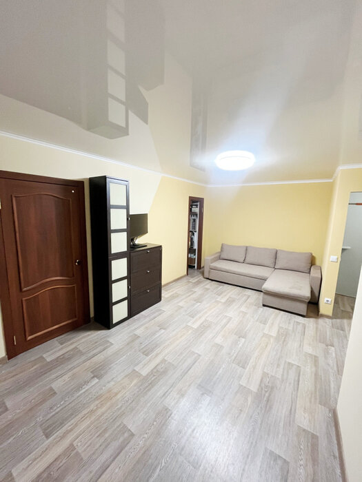 Екатеринбург, ул. Белоярская, 9 (Компрессорный) - фото квартиры (4)