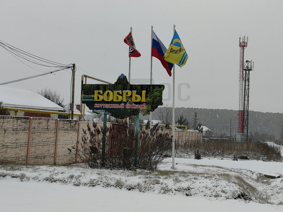 Екатеринбург, ул. Кольцевая, 93 - фото коттеджа (1)