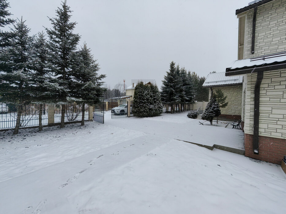 Екатеринбург, ул. Кольцевая, 93 - фото коттеджа (4)