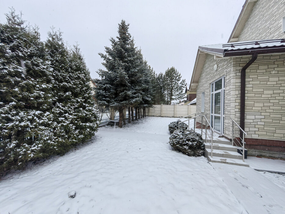 Екатеринбург, ул. Кольцевая, 93 - фото коттеджа (5)