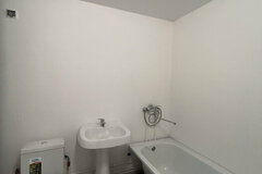 г. Среднеуральск, ул. Металлистов, 14 (городской округ Среднеуральск) - фото квартиры