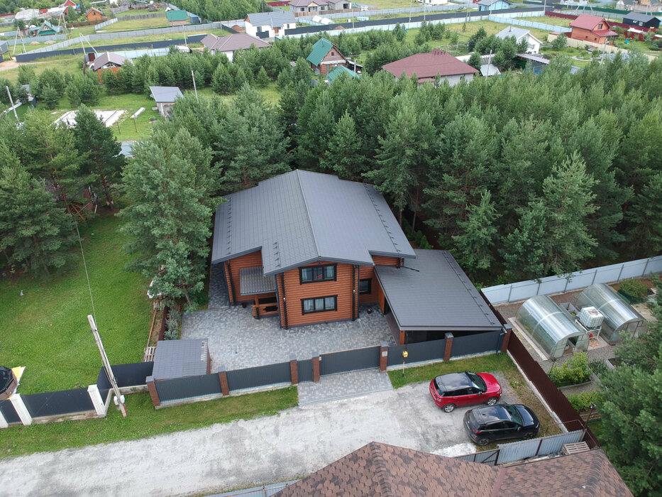 д. Гусева, ул. Загородная, 63 (городской округ Белоярский) - фото коттеджа (1)