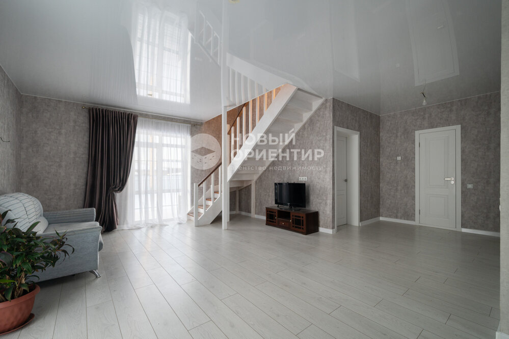 к.п. Чистые росы-2, ул. Коралловая,  2 (городской округ Белоярский) - фото коттеджа (4)