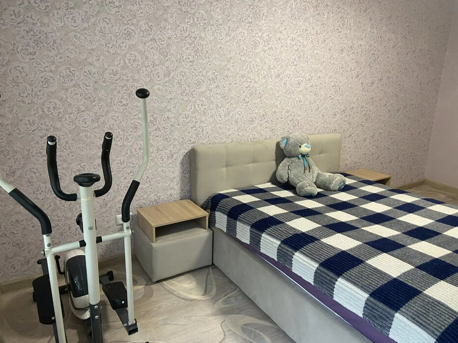 г. Первоуральск, ул. Ватутина, 72 (городской округ Первоуральск) - фото квартиры (1)