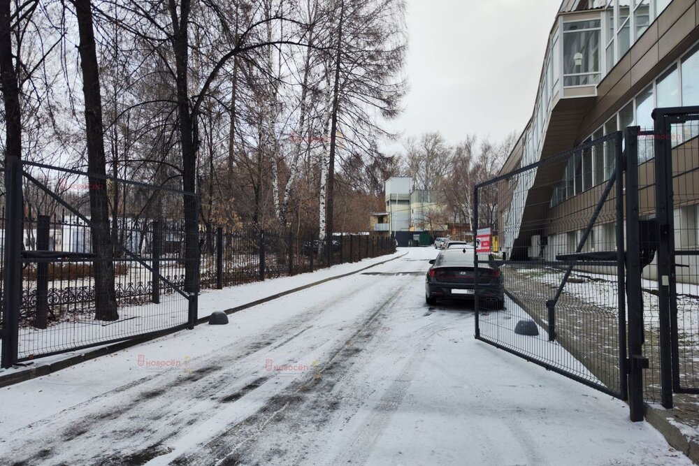 Екатеринбург, ул. Первомайская, 77 (Втузгородок) - фото офисного помещения (8)