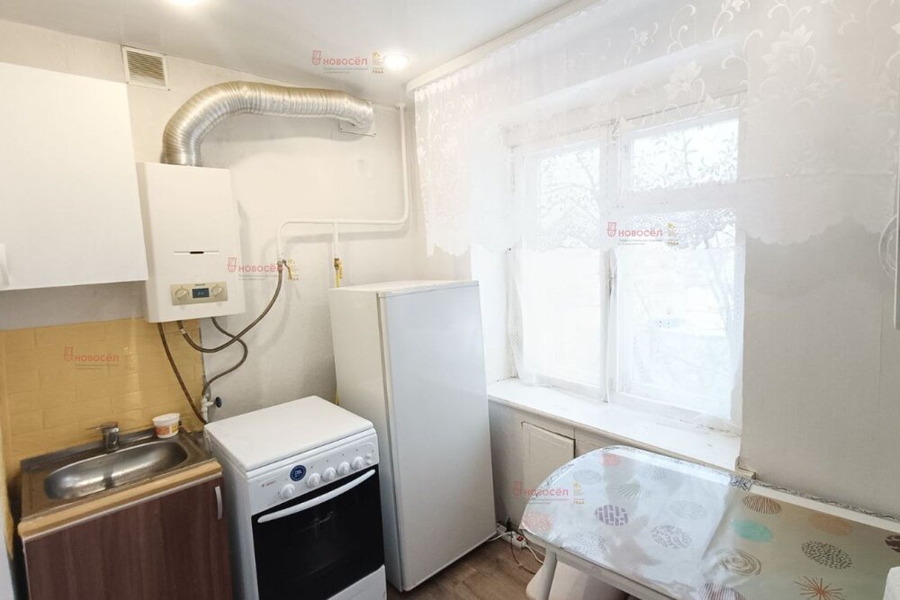 г. Кировград, ул. Калинина, 10 (городской округ Кировградский) - фото квартиры (5)