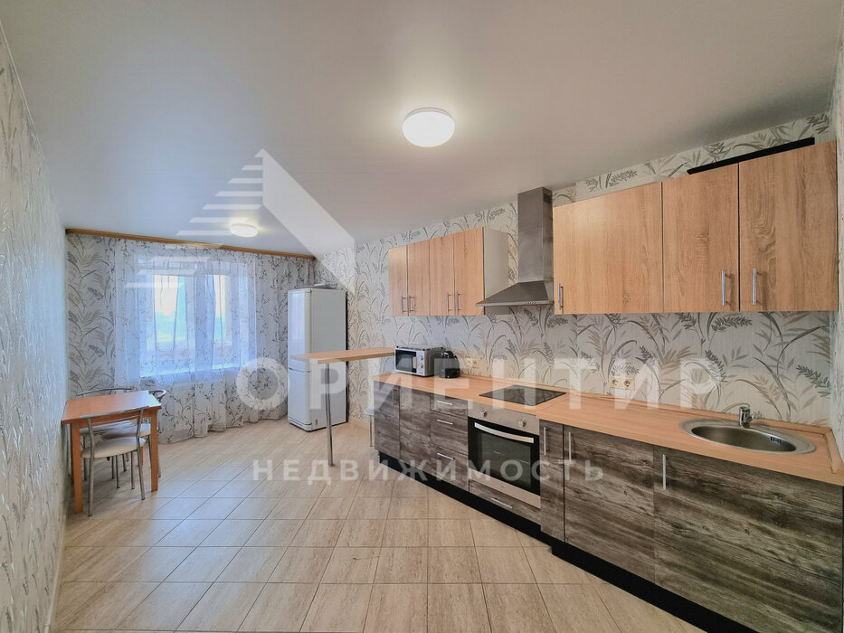 Екатеринбург, ул. Энергостроителей, 4к2 (ВИЗ) - фото квартиры (1)