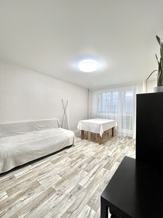 г. Первоуральск, ул. Космонавтов, 11 А (городской округ Первоуральск) - фото квартиры (3)