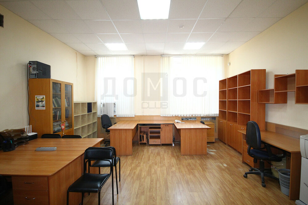 Екатеринбург, ул. 40-летия Октября, 36 (Уралмаш) - фото торговой площади (3)