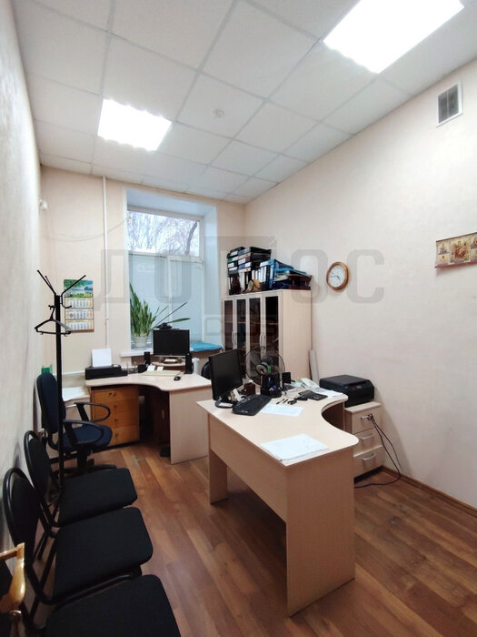 Екатеринбург, ул. 40-летия Октября, 36 (Уралмаш) - фото торговой площади (8)